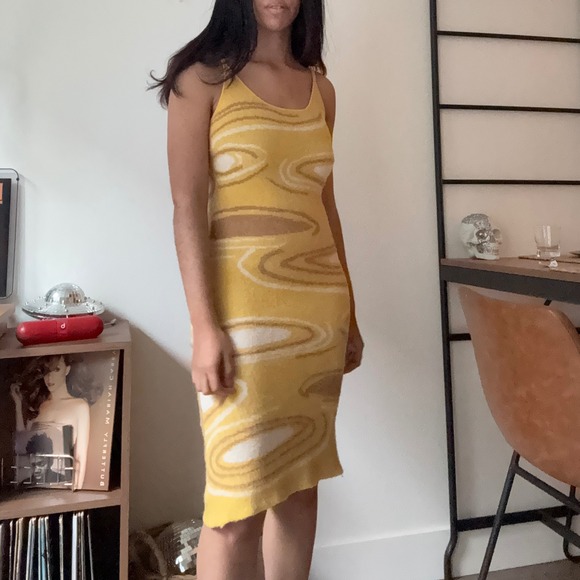 Yellow‎ Swirl Cutout Knit Midi Dress Spaghetti Straps - Picture 2 of 10